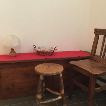 아파트 La Petite Maison Du Chateau *