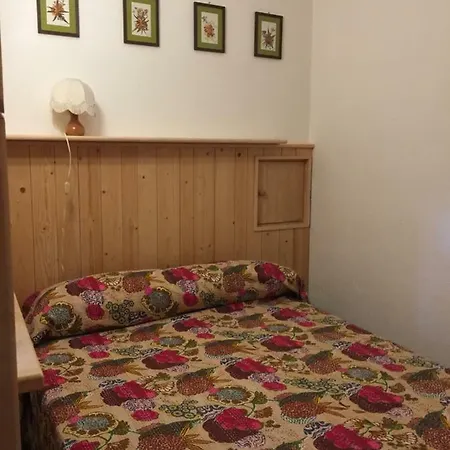 Apartment La Petite Maison Du Chateau