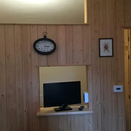 La Petite Maison Du Chateau Apartment *